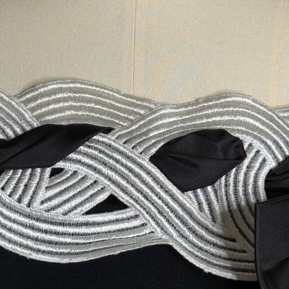 Vintage Victor Costa Black Strapless Gown w/ Statement Braided Bodice & Bow – Si - Picture 4 of 12